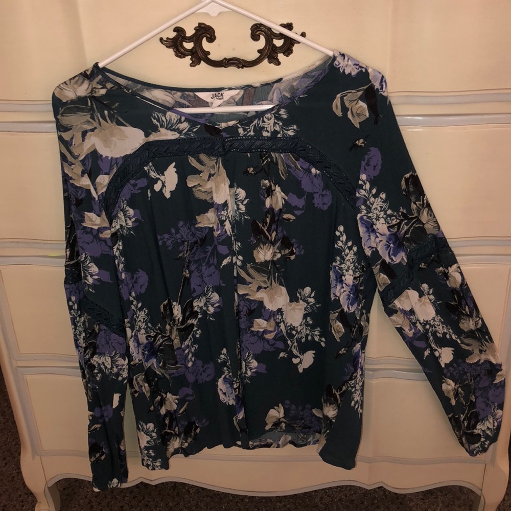 Floral Blouse with lace detail